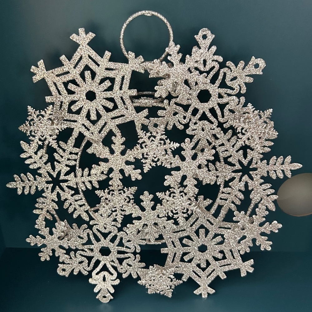 3D Glitter Snowflake